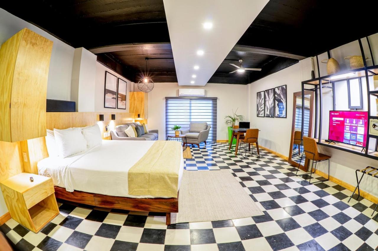 Joint Boutique Hotel Zona Romantica بويرتو فالارتا المظهر الخارجي الصورة